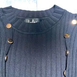 Body-con sweater maxi dress with gold buttons